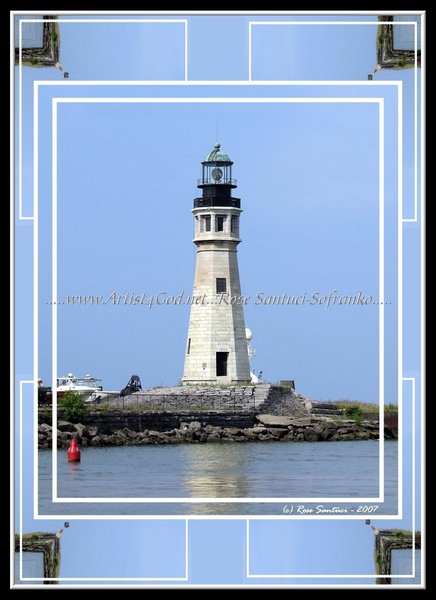 The &quot;Buffalo Main&quot; lighthouse in the Erie Basin Marina (Photo framed in a 'warp' of itself)