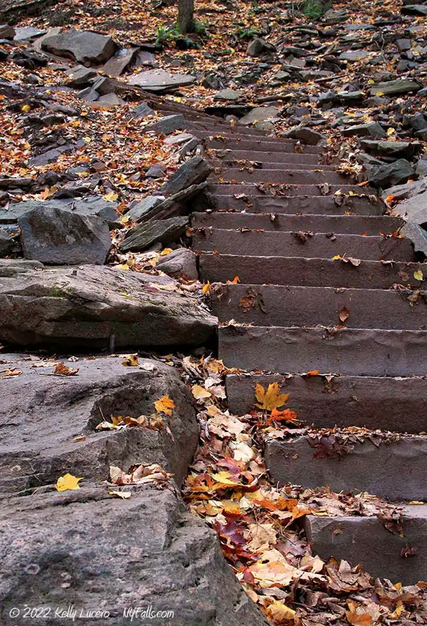 Sandstone steps on the trail to Kaaterskill Falls