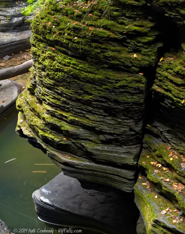 Watkins Glen gorge round stone formation covered in moss referred to as the Pillar of Beauty