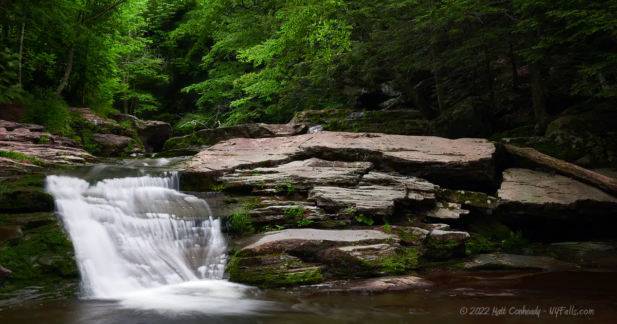 A small waterfall that can be found above Kaaterskill Falls
