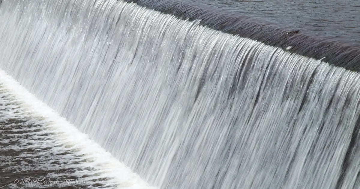 A closeup of Lyndonville Dam