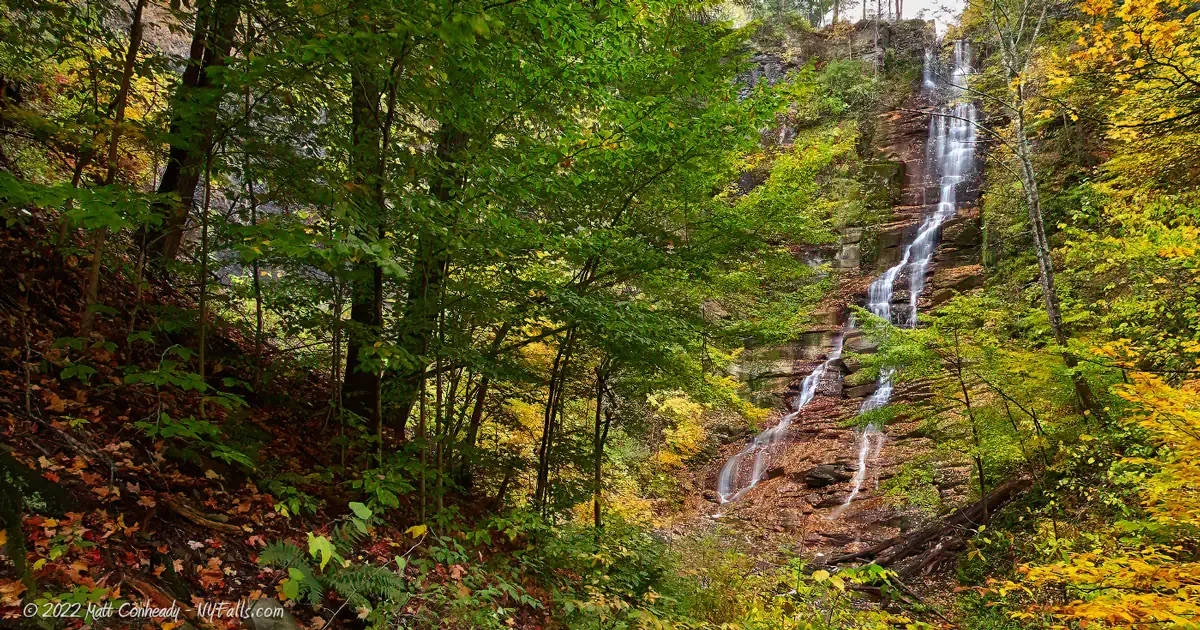 A wide angle autumn view of Pratt's Falls in low flow.