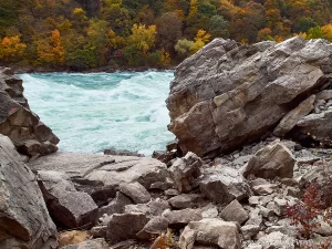 Giant boulders along the trail at the Niagara Whirlpool.