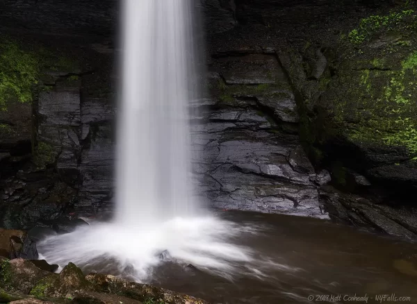 A closeup of the bottom of Carpenter Falls, it lands gracefully into a plunge pool, not creating much of a splash.