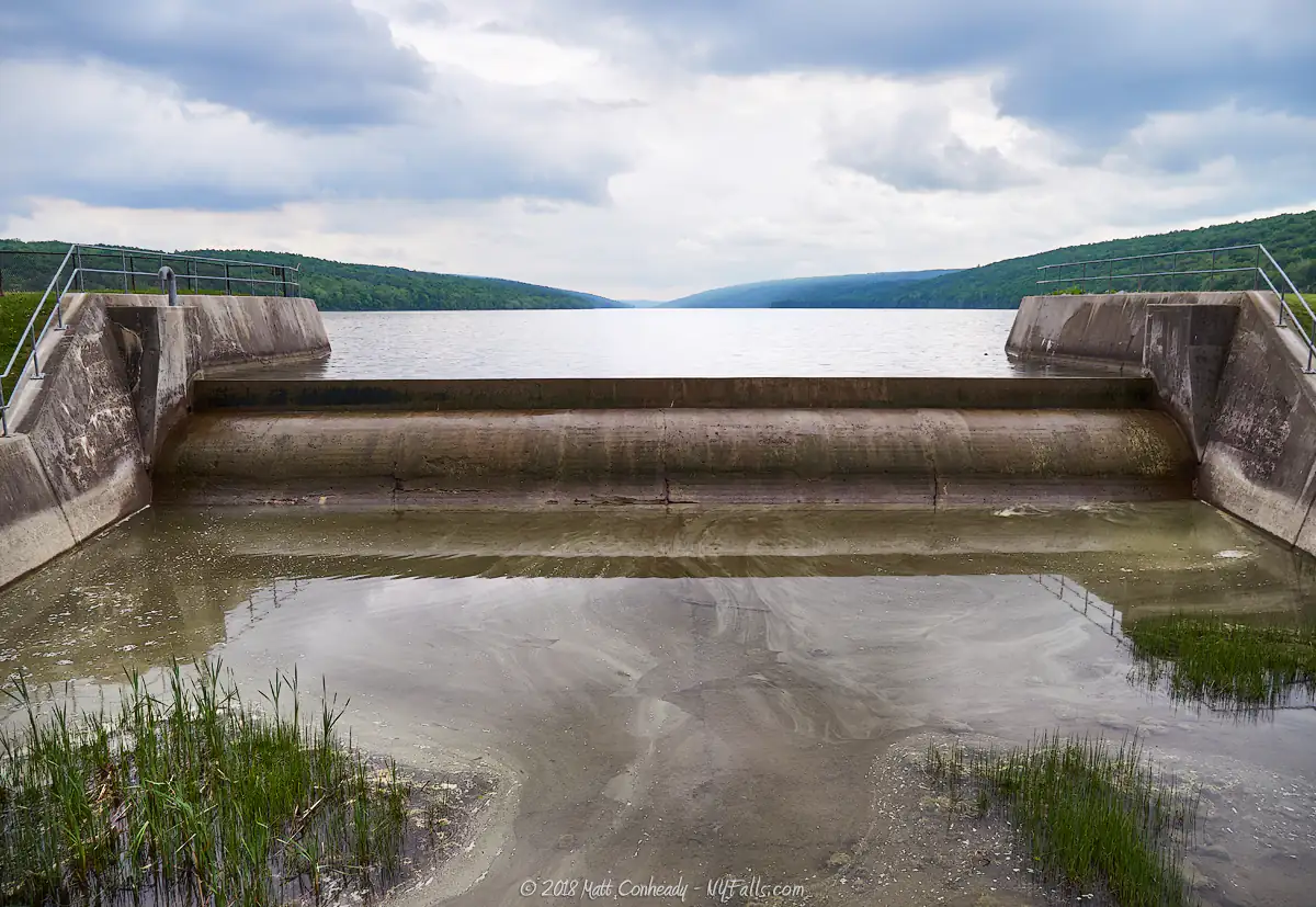 A flood dam at the north end of hemlock lake