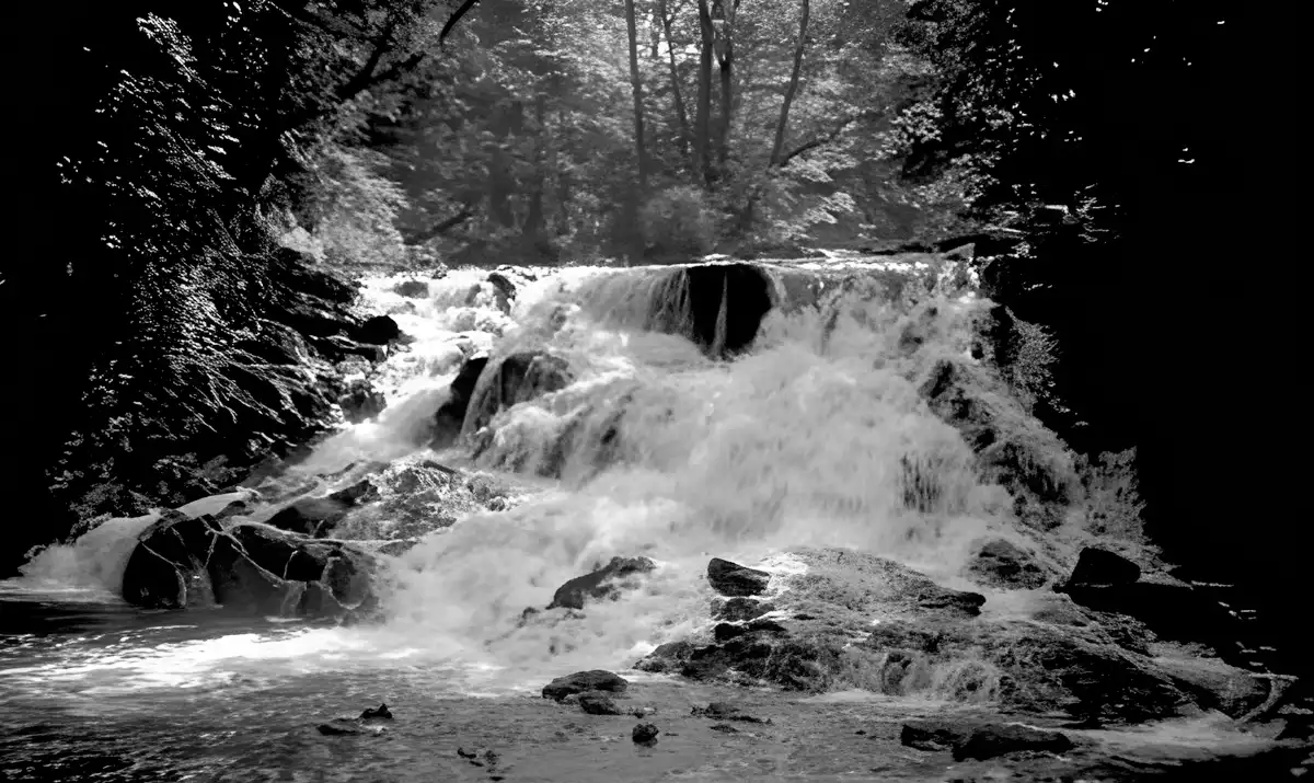 1915 photograph of Zabriskie’s Waterfall by Elie Shneour