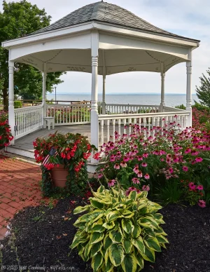 Gazebo in Lakeview Park in Cleveland, NY