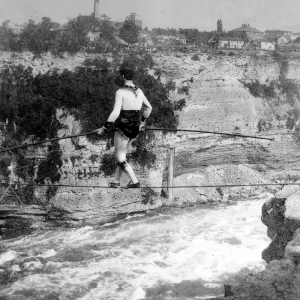 Samuel J. Dixon crossing the Niagara Rapids in 1880