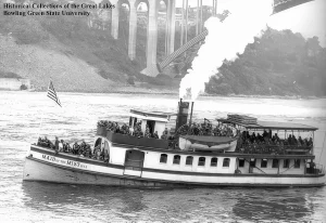 Maid of the mist ship in 1892