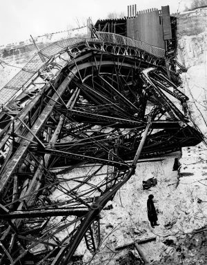 Falls View Bridge Collapse in 1938