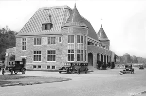 Table rock House at Niagara Falls in 1926
